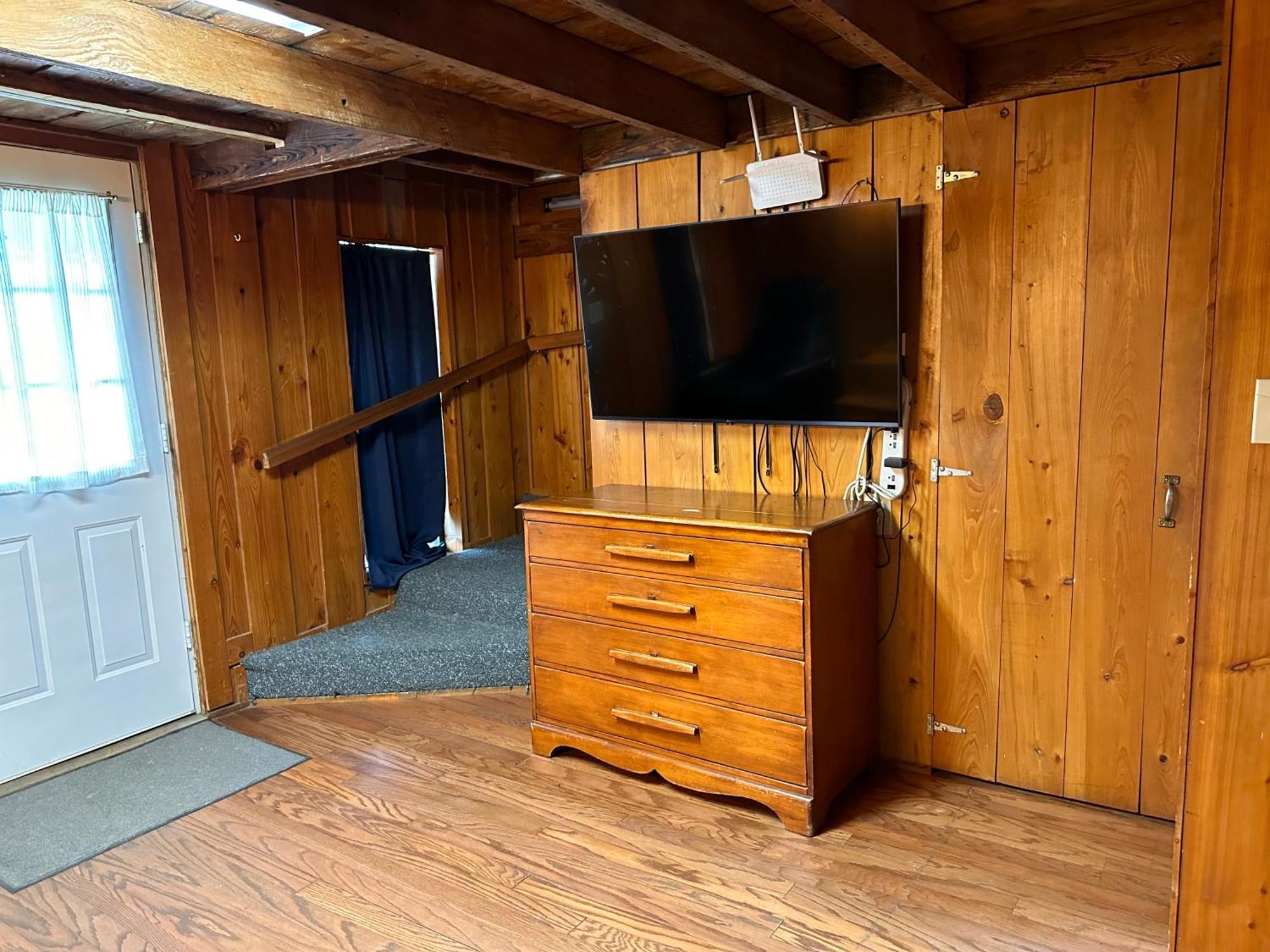 Turn On Inn Lake Village Room photo