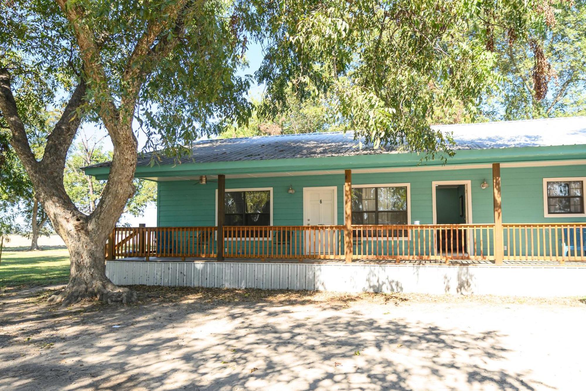 Turn On Inn Lake Village Exterior photo